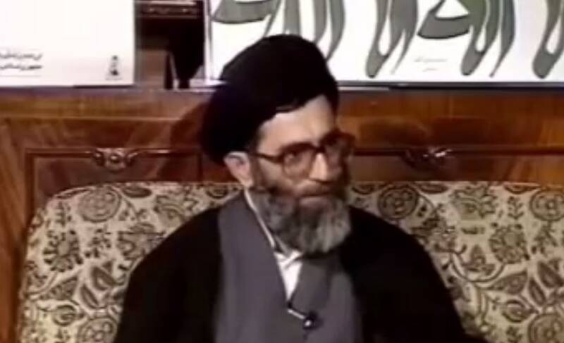  روایت رهبر انقلاب لحظه اعلام پیروزی انقلاب اسلامی