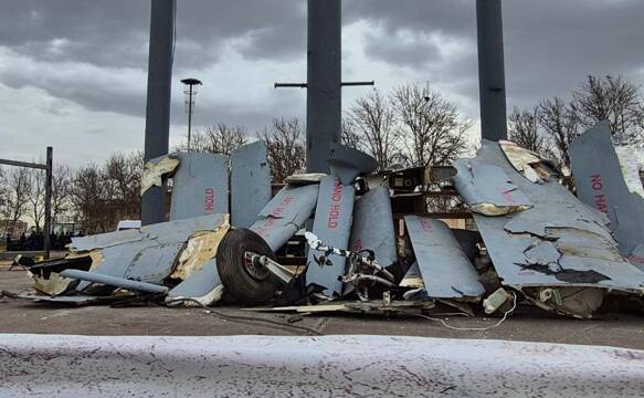  نمایش لاشه پهپادهای ساقط شده اسرائیل در جنگ ۱۲ روزه