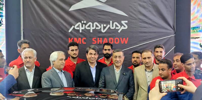 بازدید معاون اجرایی رئیس‌جمهور از کرمان موتور/ هاچ‌بک ملی «کی‌ام‌سی شدو» رونمایی شد