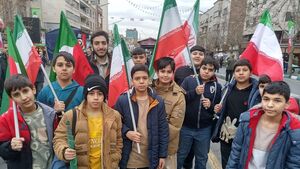 فیلم/ دهه هشتادی‌ها و دهه نودی‌ها صف اولی‌های انقلاب‌اند