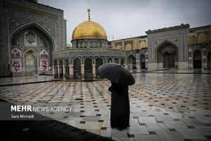 شب بارانی در حرم امام رضا(ع)
