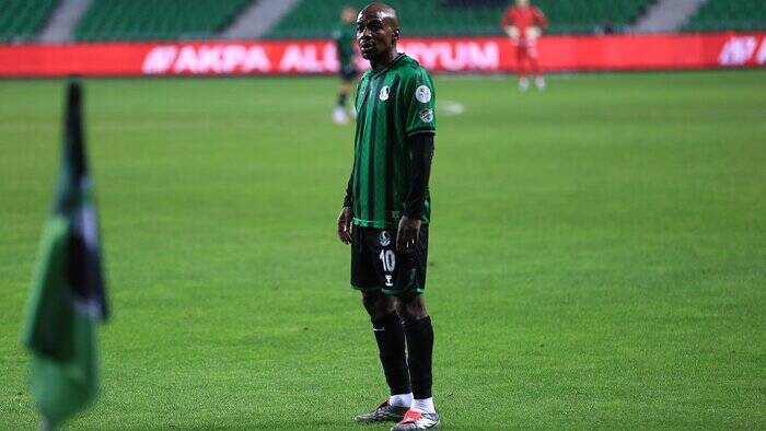 ستاره ناکام استقلال در لیگ یونان؛ عضوی جدید از زرشکیها