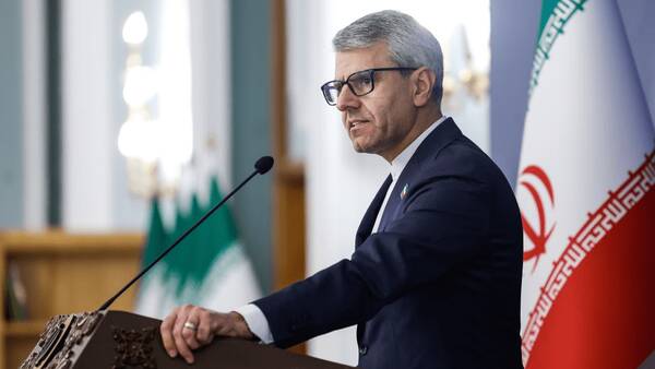 عراقچي،مذاكرات،خارجه،فني،موضوع،وزير،ايران،ژنو،بقائي