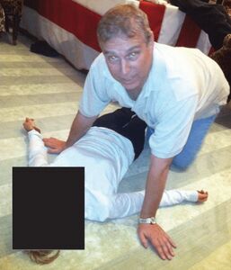 سایه اپستین بر تاج و تخت؛ بحرانی کم‌سابقه در لندن