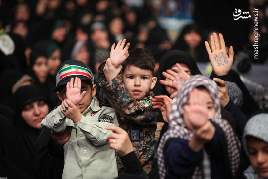 حضور کودکان تبریزی در حسینیه امام خمینی(ره)