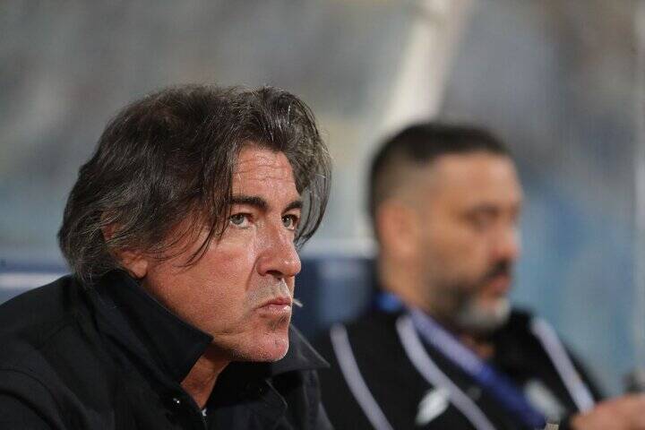 استقلال با ساپینتو به بن بست رسیده است/ او بلای جان آبی‌پوشان است