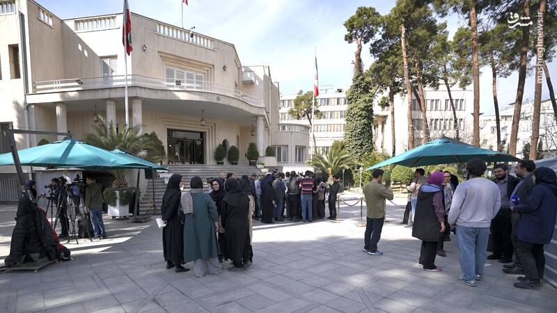 عکس/ اعضای هیأت دولت در جمع خبرنگاران
