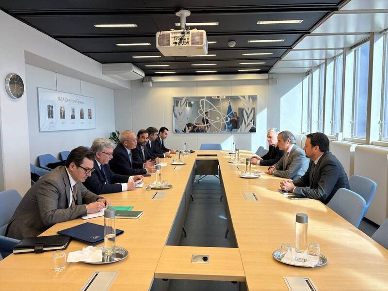 مشترك،آژانس،ايران،گروسي،مذاكراتي،ژنو،رايزني