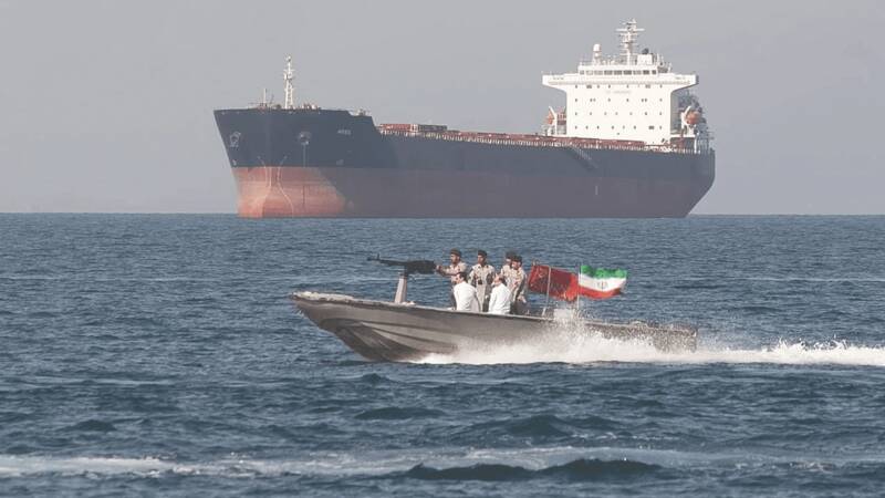 اکسیوس: ایران جهشی تاریخی در نفت ایجاد می‌کند