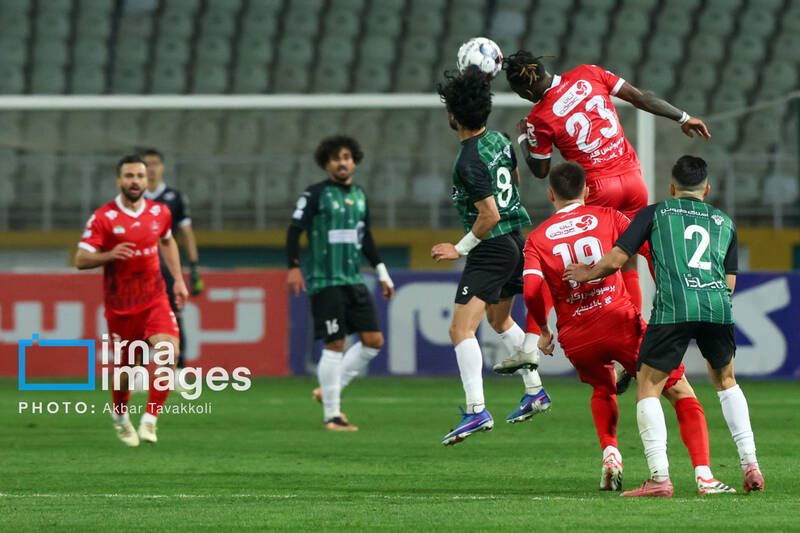 ادامه بحران در پرسپولیس با سومین باخت پیاپی/ شکست تحقیرآمیز مقابل خیبر