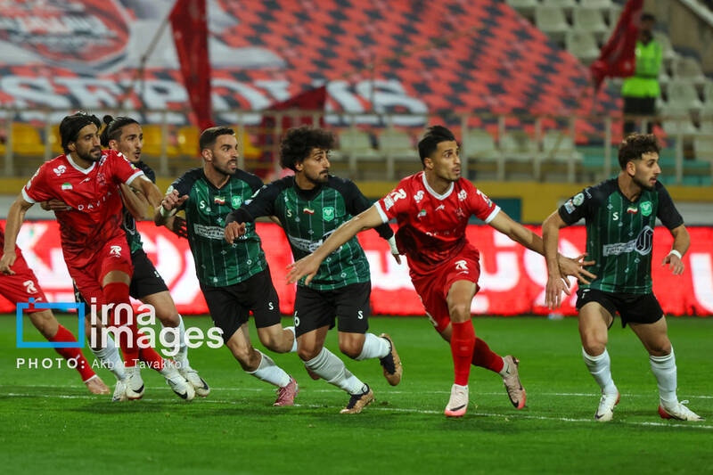 ادامه بحران در پرسپولیس با سومین باخت پیاپی/ شکست تحقیرآمیز مقابل خیبر