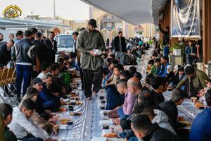 سفره افطاری در کاظمین