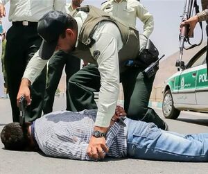 حمله خودروی حامل اتباع غیرمجاز به پلیس شاهرود/ یک نفر جان باخت