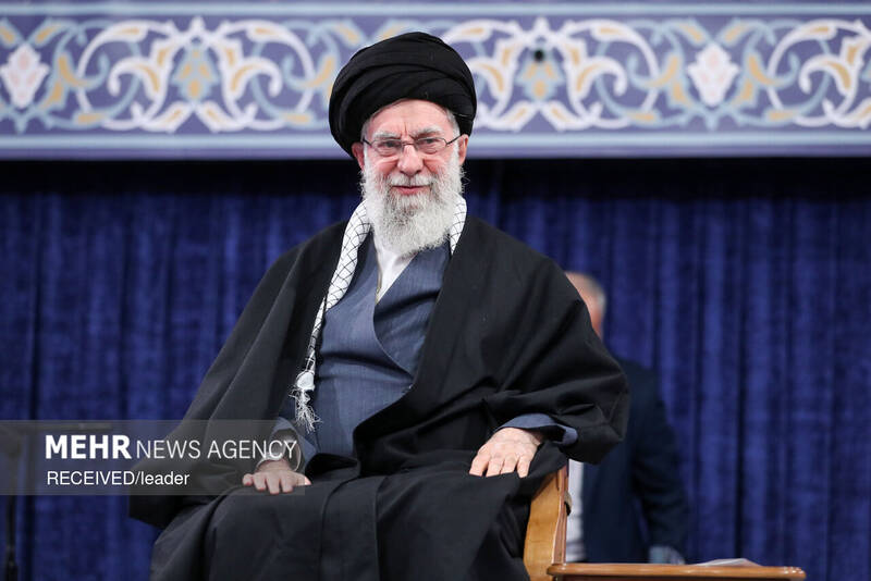 رهبر،منتشر