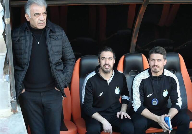 خسرو حیدری قهر کرد و از تمرین استقلال رفت!