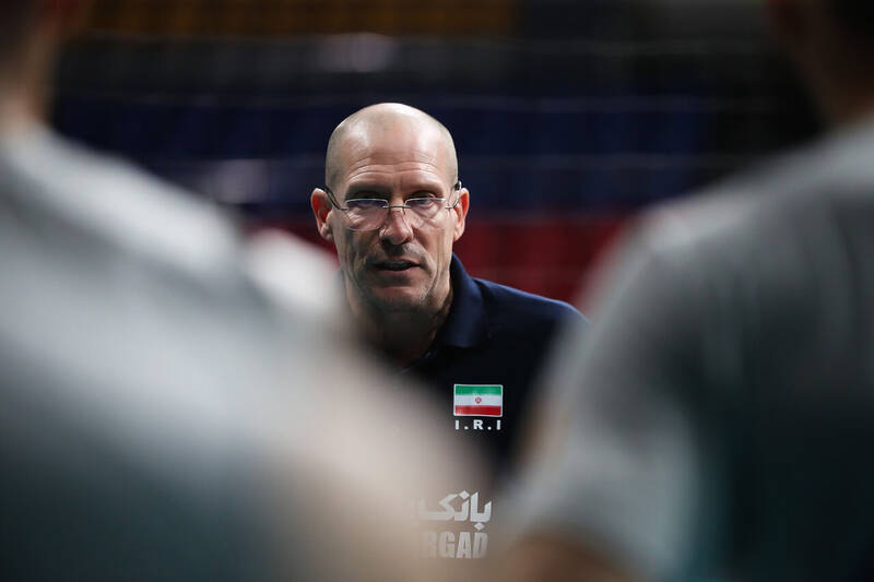 تيم،رضا،مربي