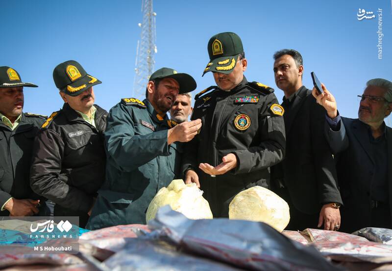 عکس/ کشف یک تن مخدر شیشه در یزد