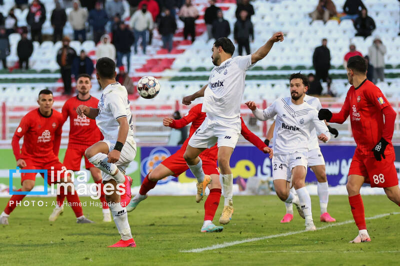 تراكتور،ملوان،دقيقه،ضربه،دروازه،بازي،دانيال،بازيكن،محمد،پايا ...