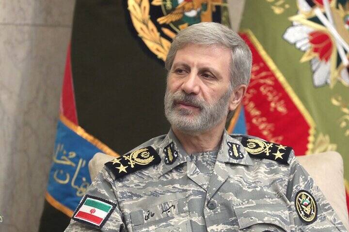 سرلشکر حاتمی: برای پاسخ قاطعانه به هرگونه شرارتی آمادهایم