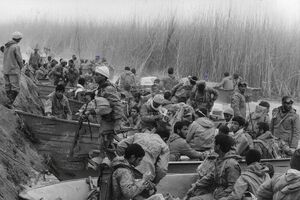 یادکردی از عملیات خیبر؛ بچه‌های لشکر ۱۷ با استغاثه به امام زمان به جزیره رسیدند