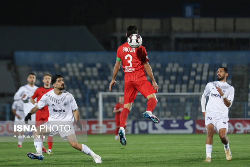 تراكتور،خبري،جريمه،بازيكن،فوتبال،شجاع،همراه،تيم،زننده،انضباط ...