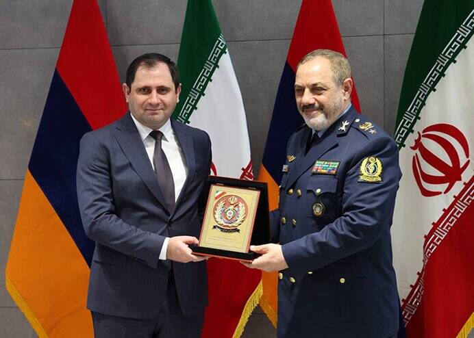 ارمنستان،دفاع،نصيرزاده،وزارت