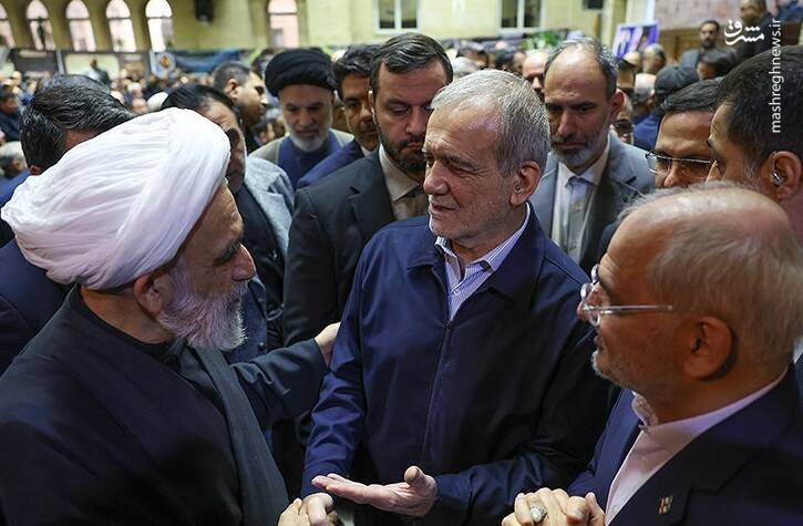 عکس/ حضور شخصیت ها در مراسم ترحیم مرحوم محمد قمی