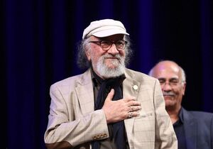فیلم/ داریوش ارجمند: ایرانی تسلیم نمی‌شود
