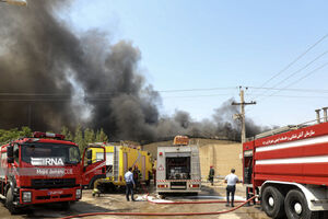 آتش‌سوزی در شهرک صنعتی آبادان خاموش شد