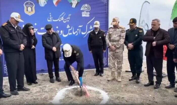 پلاک‌های گذر موقت خودرو در منطقه آزاد ماکو رونمایی شد/ آغاز ساخت مرکز جامع خدمات ترافیکی