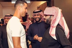 رونالدو چگونه سهامدار آلمریا شد؟