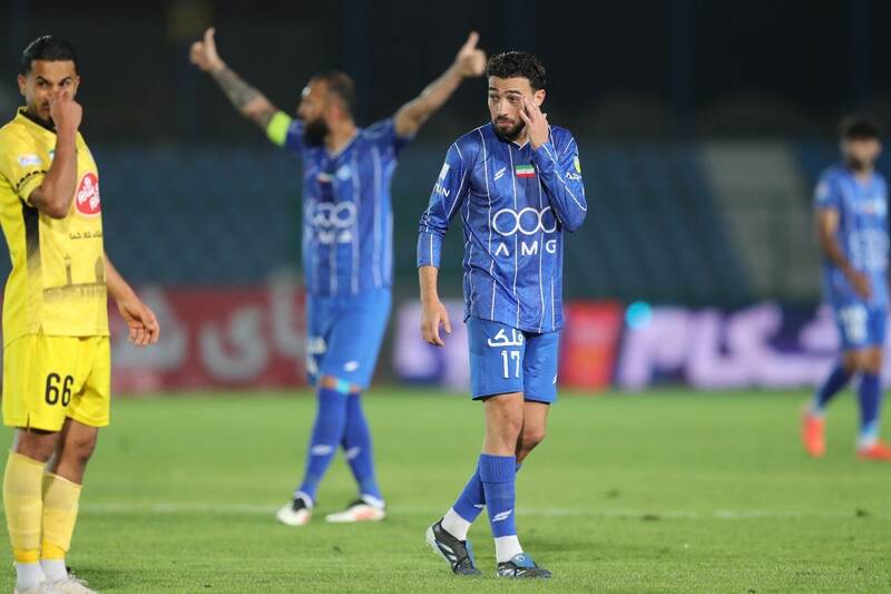 استقلال،گل،چشمي،دقيقه،فجري،سحرخيزان،شريفي،ضربه،دروازه،فجر،آب ...