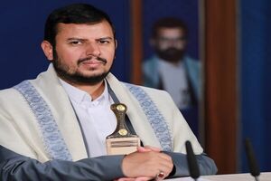 الحوثی: ایران وظیفه دفاع مشروع از خود را انجام می‌دهد