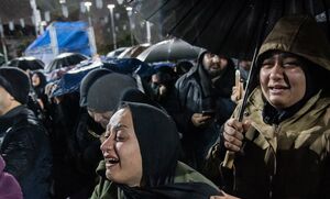 عکس/ اجتماع شبانه عزاداران در پی شهادت حضرت امام خامنه ای در رشت