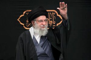 عزاداری ۴۰ روزه یک کانادایی برای شهادت رهبر ایران