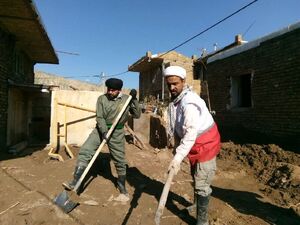 دستور آیت الله اعرافی به حوزویان برای کمک به آسیب‌دیدگان ناشی از جنگ