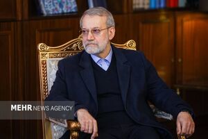 لاریجانی: آقای ترامپ! این بود سرودی که برای آزادی در ایران ساز کردید؟!