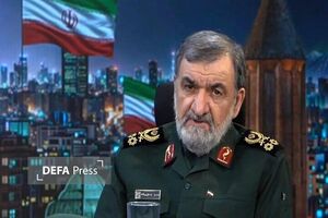 سرلشکر رضایی: انتقام سخت از آمریکا و اسراییل ادامه دارد