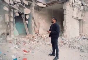 فیلم/ مداحی جانسوز مجتبی رمضانی در مدرسه میناب