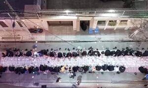 فیلم/ سفره‌های افطار در کوچه‌های تهران