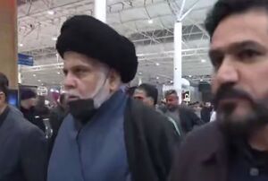 فیلم/ حضور مقتدی صدر در مجلس ترحیم شهادت رهبر انقلاب در نجف