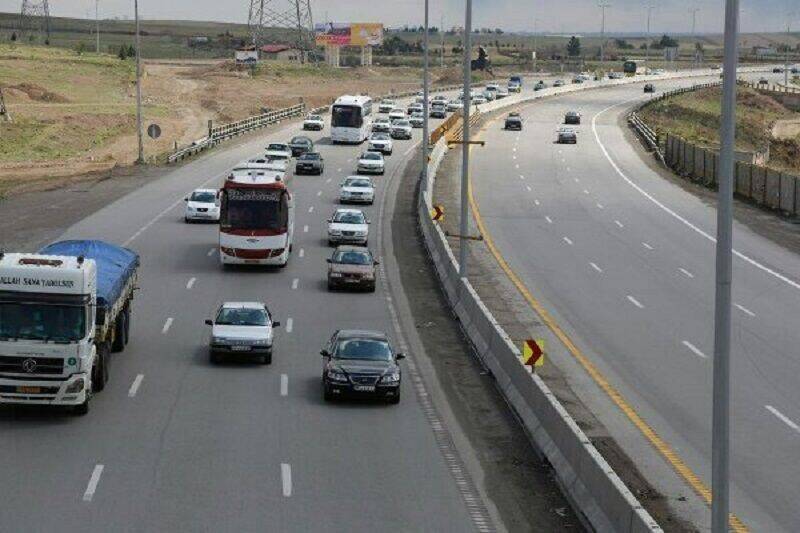 بازگشایی کامل آزادراه «قزوین ـ زنجان» پس از مسدود شدن بر اثر تخریب پل &nbsp;