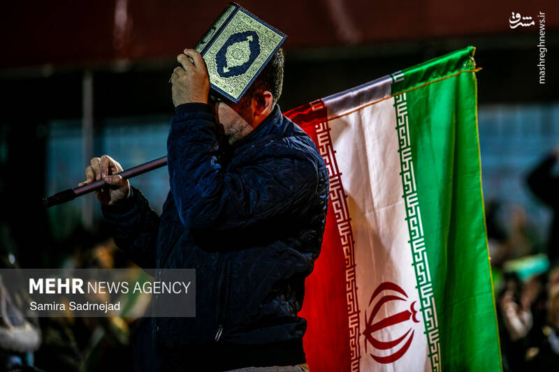 احیای شب نوزدهم ماه مبارک رمضان در میدان باغ‌فیض تهران