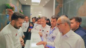 پیگیری آخرین وضعیت خدمت رسانی به مصدومان توسط رییس سازمان اورژانس
