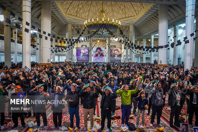 احیای شب بیست و یکم ماه مبارک رمضان در شیراز
