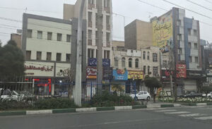شناسایی تصویربردار محل اصابت موشک‌ها در شهر قدس توسط مردم