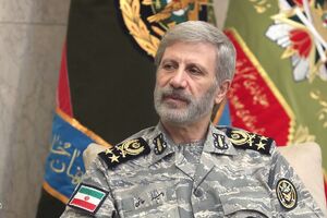 پیام فرمانده کل ارتش بمناسبت شهادت دریادلان «ناو دنا»