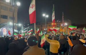 فیلم/ مردم منیریه مثل هرشب در دفاع از انقلاب به خیابان آمدند