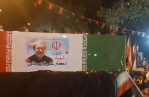 فیلم/ لحظاتی از وداع احساسی مردم قم با شهید لاریجانی‌
