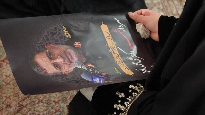مراسم وداع با پیکر شهید سردار نائینی در معراج شهدای کاشان برگزار شد